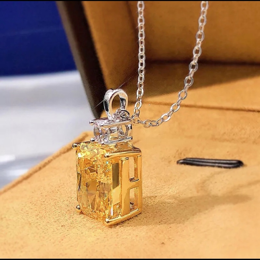 Citrine Yellow Silver Pendant Necklace - Picture 4 of 10